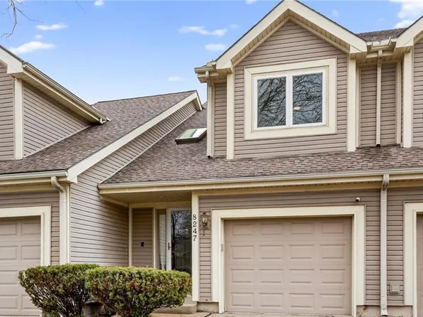 8247 NW Barrybrooke Ct, Kansas City, MO 64151