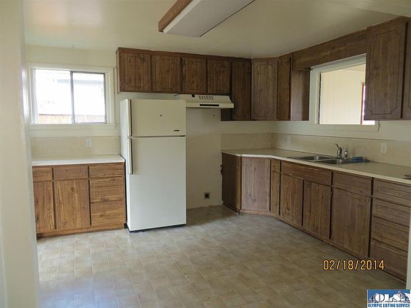 4th image of 821 W 6th St