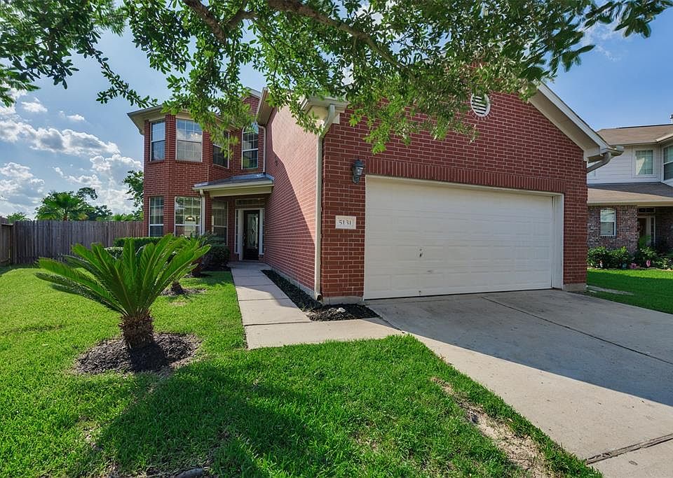 1st image of 5131 Royal Cypress Dr