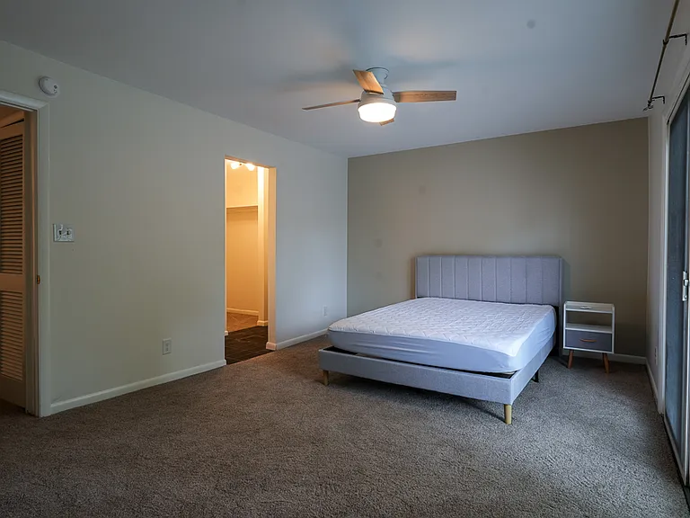 321 Harvest Dr — Photo 15