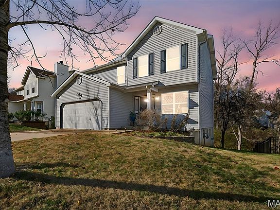 3rd image of 1075 Fenton Park Dr