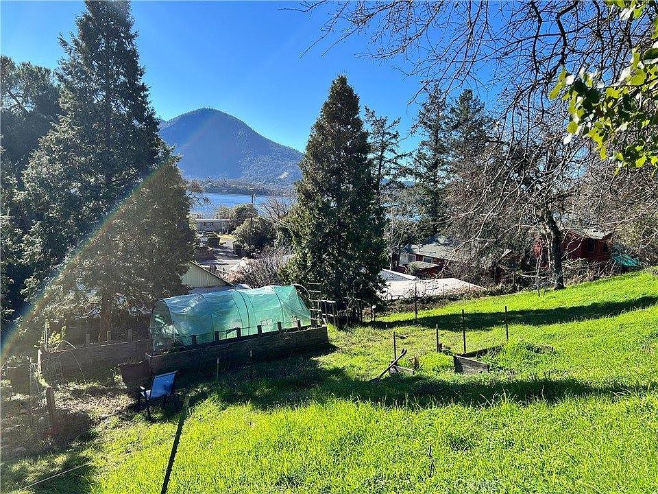 1st image of 9459 Glenhaven Dr