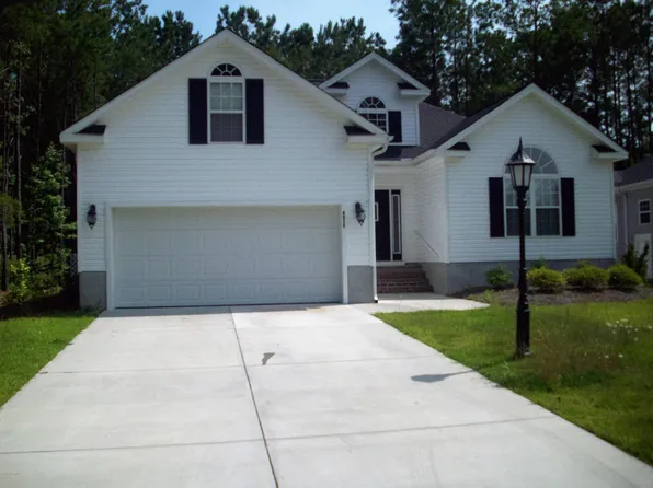 8825 Wadsworth Drive, Calabash, NC 28467
