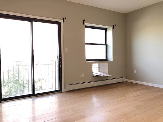 Rented by Yup Realty LLC | media 25