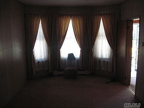 3rd image of 9445 115th St