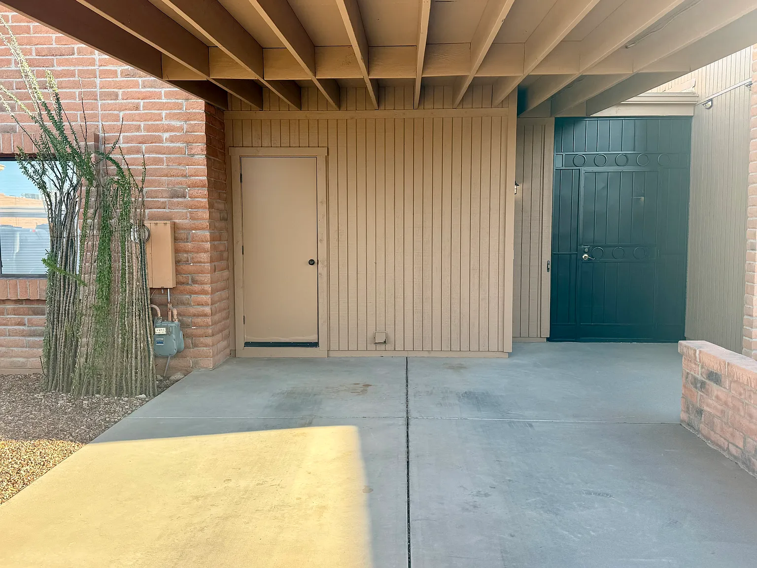 1553 W Via Del Jarrito — Photo 4
