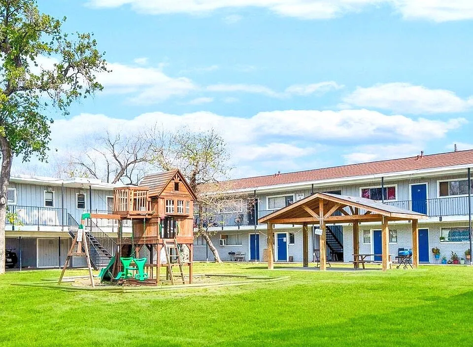 Oak Acre Apartments