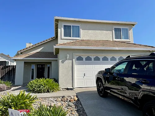 892 Deerfield Pl Photo 1