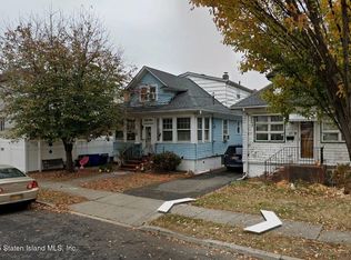 47 Montell St, Staten Island, NY 10302
