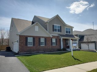 291 Monument Rd, Elgin, IL 60124