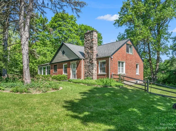 1795 Sheridan Dr, Ann Arbor, MI 48104