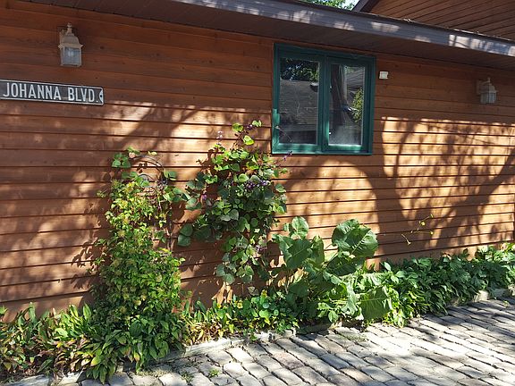 2 car garage