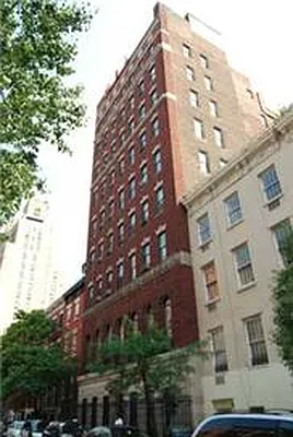 Rented by Buchbinder & Warren | media 9