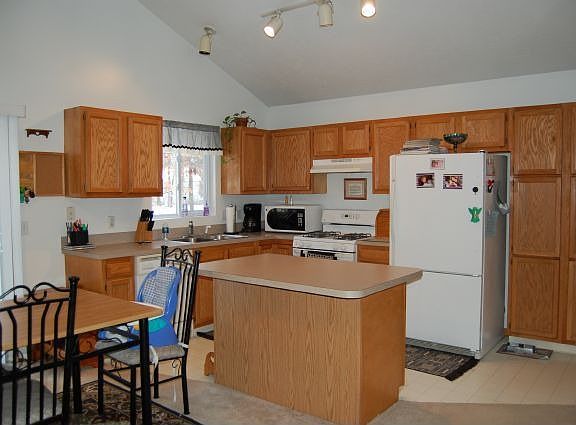 5th image of 8490 Cochise Dr