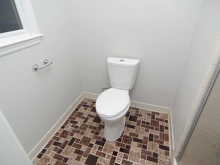 123 Valley Springs Rd — Photo 24