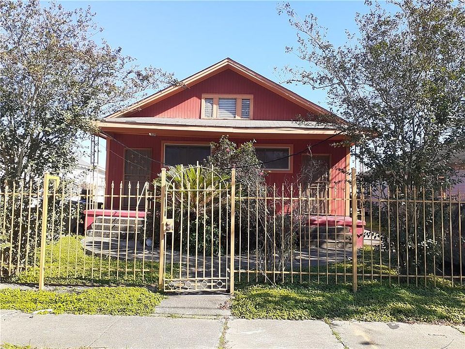 1st image of 4717-19 Majestic Oaks Dr