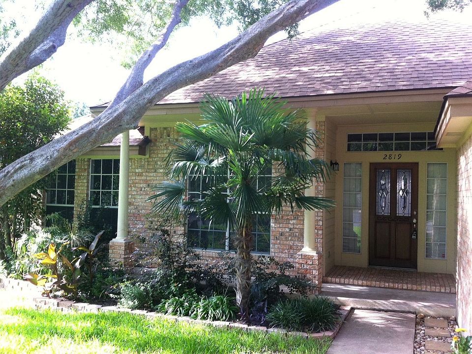 1st image of 2819 Little Elm Trl