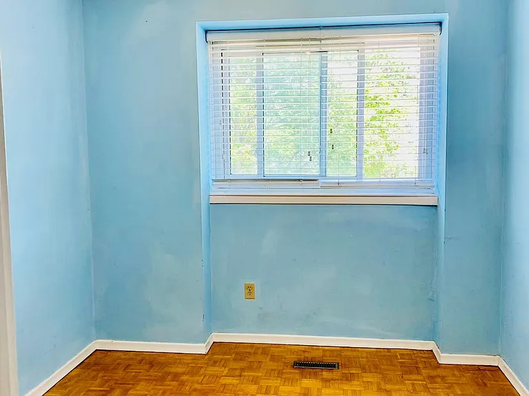 155 Corinthian Blvd — Photo 25