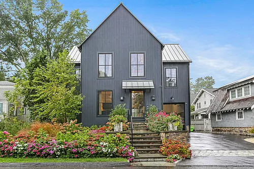 6 Cook St Photo 1
