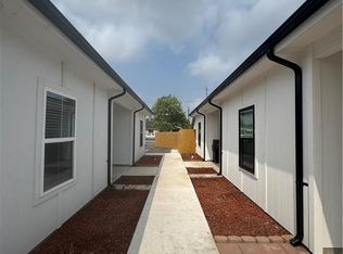 318 S 29th Ave #4, Edinburg, TX 78542