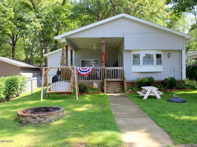 2541 Oakwood Dr, Hillsdale, MI, 49242