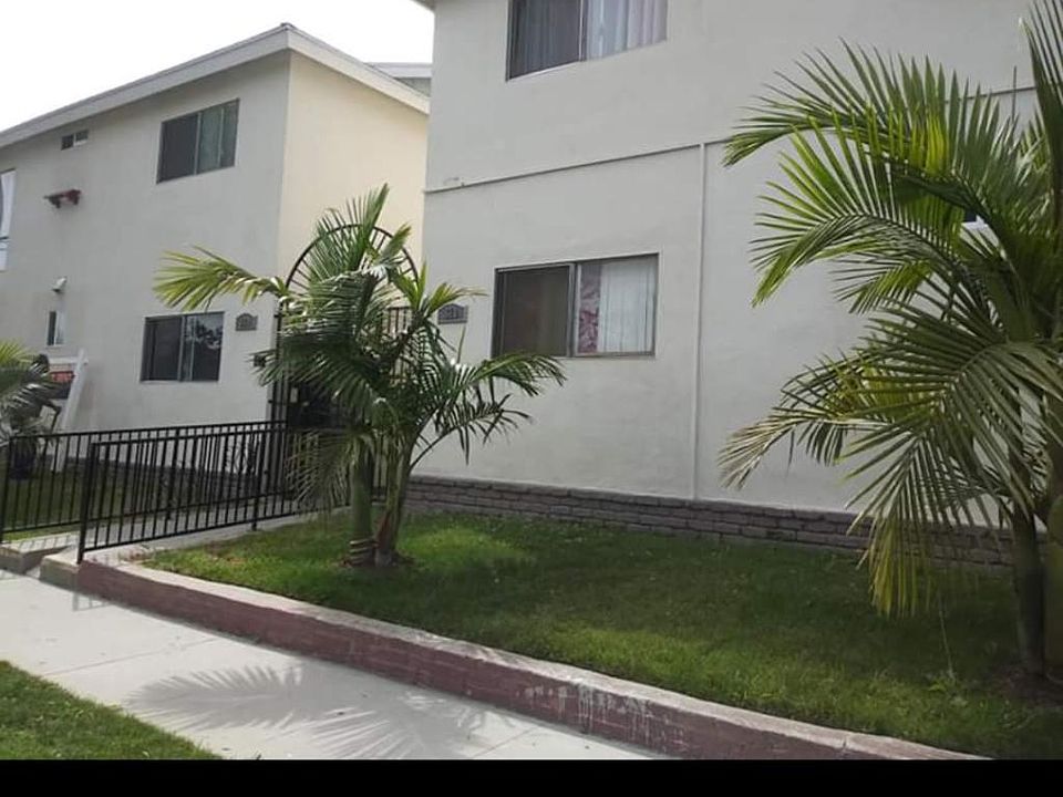1st image of 580 E Pleasant St #8