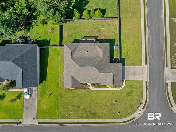 4th image of 10832 Mashie Ln