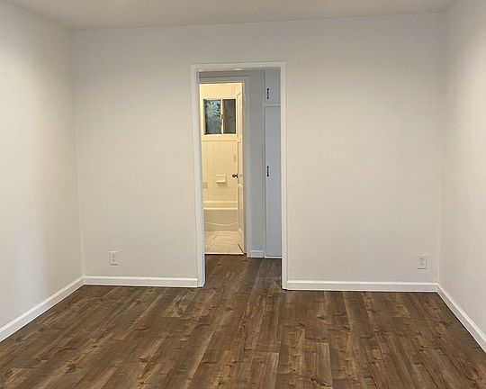4th image of 10438 Santa Monica Blvd #8