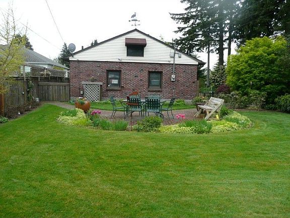 Rear yard patio.