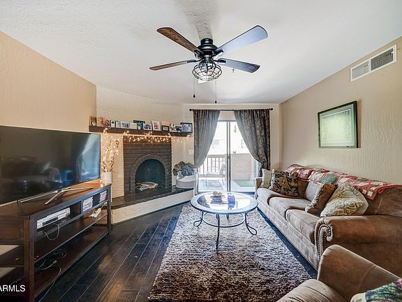 2nd image of 3031 N Civic Center Plz Unit 219