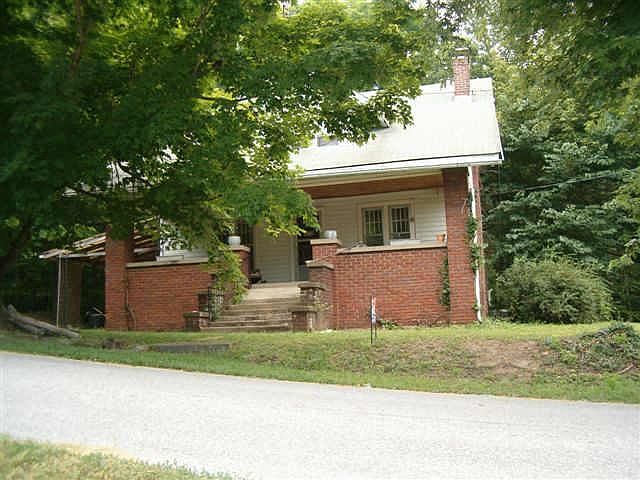 2nd image of 5881 S Main St