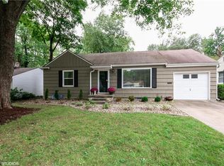 7220 Linden St, Prairie Village, KS 66208