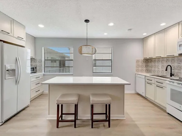 74 Normandy B, Delray Beach, FL 33484