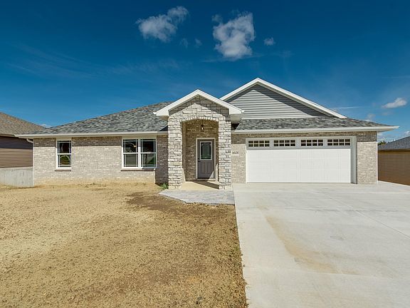 2nd image of 4026 Westminister Dr