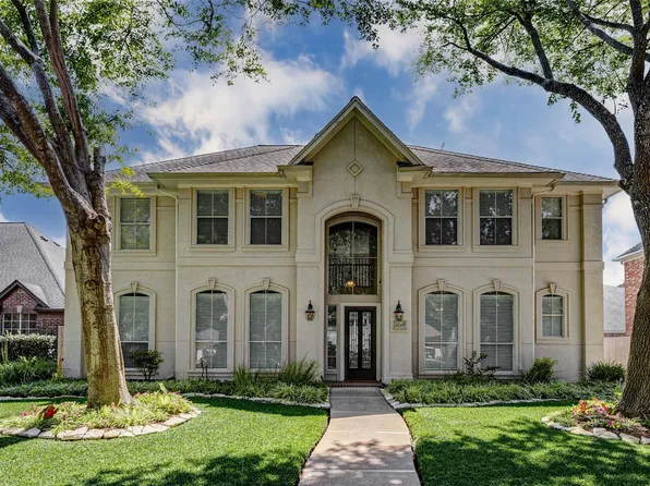 1519 Darnley Ln, Houston, TX 77077