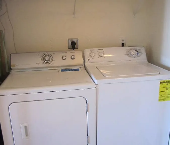 515 Sw Pkwy #301 — Photo 11