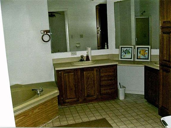 5th image of 206 Antelope Dr