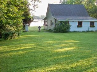 297 Shore Rd, Pattersonville, NY 12137