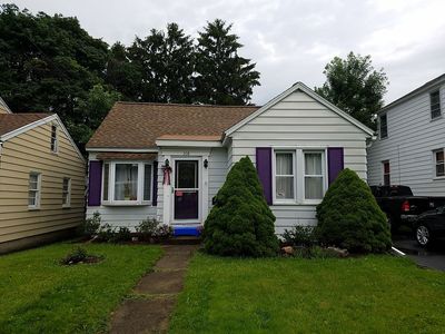 208 Darlington Rd E, Syracuse, NY, 13208