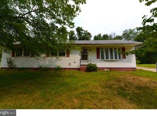 26 Sportsman Rd, Penns Grove, NJ 08069