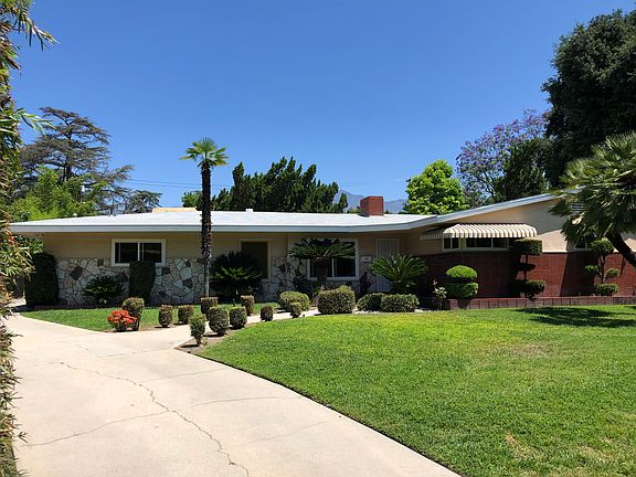 3rd image of 3839 Michillinda Dr