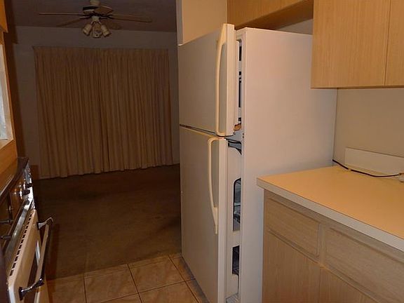 5th image of 1321 Byron Dr