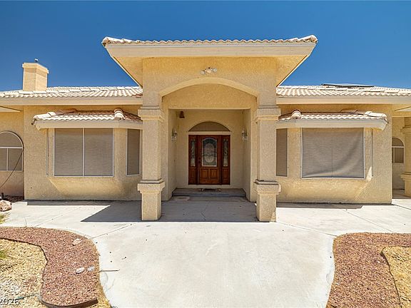 4th image of 2601 Balzar St