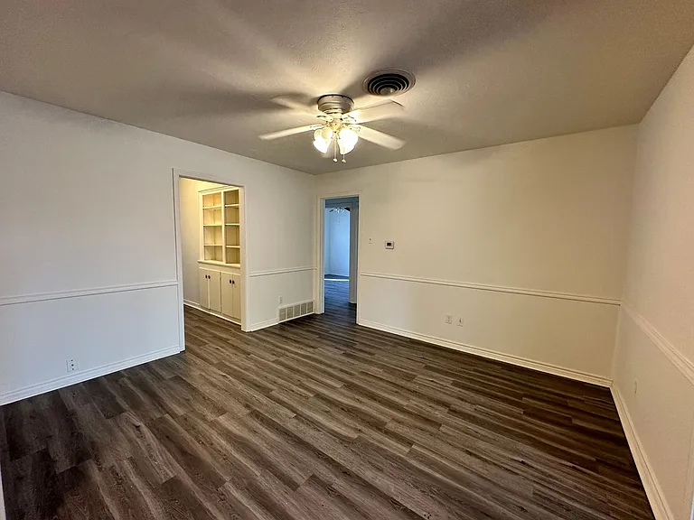 2509 Garden Dr — Photo 9