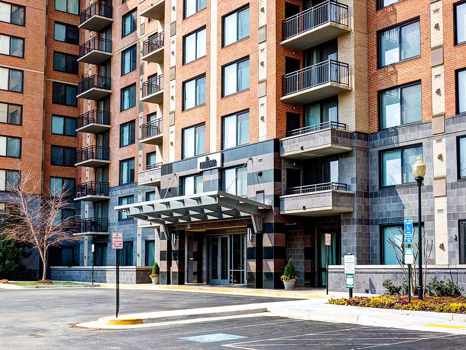 1st image of 2451 Midtown Ave #108