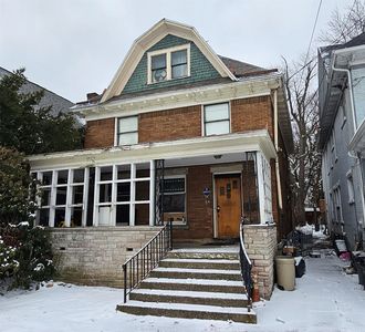 553 W 9th St, Erie, PA, 16502