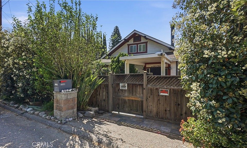 1st image of 10568 Foothill Blvd