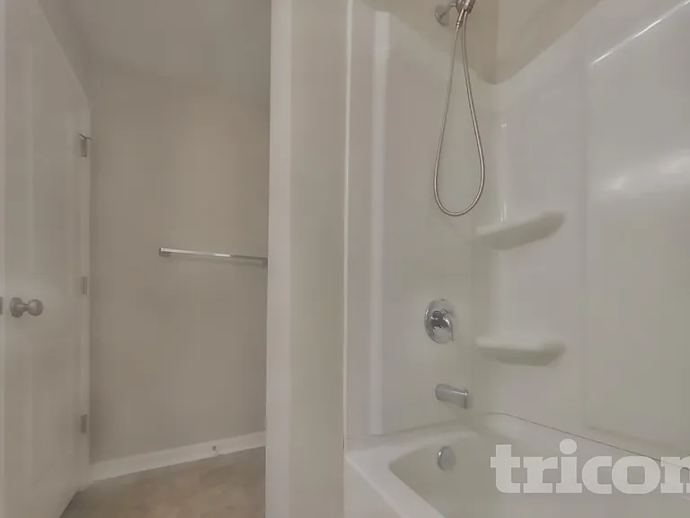 313 Knowles Pl — Photo 16
