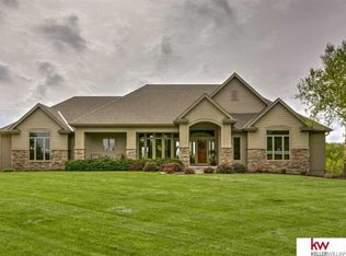 9224 S 232nd Cir, Gretna, NE 68028