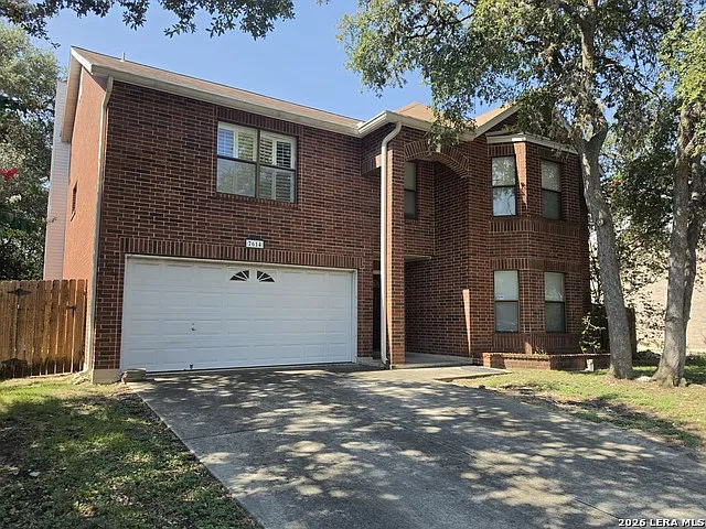 4 bed, 2.5 bath, 3496 sqft, $2,700 — Photo 2